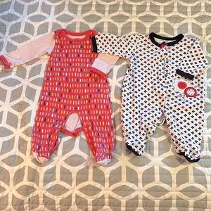 2 snap closure cotton Footy pajama sets size 3 mo